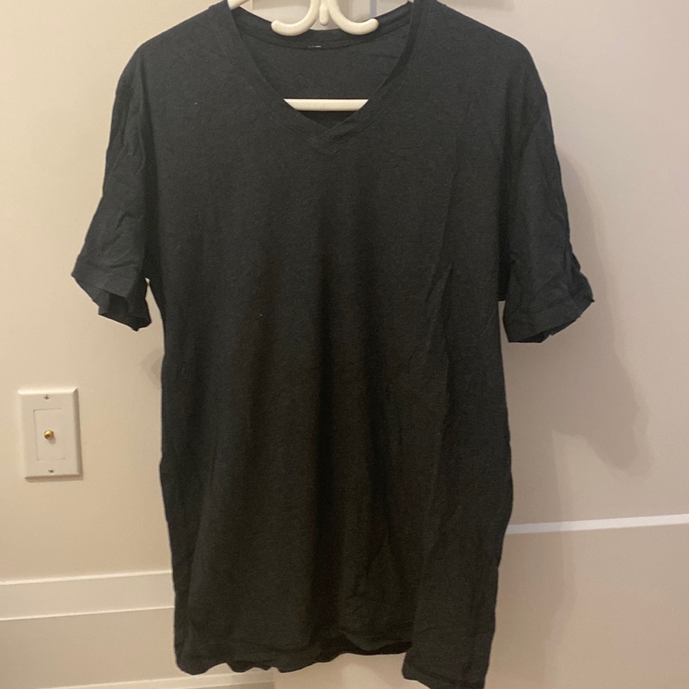 Lululemon T-shirt